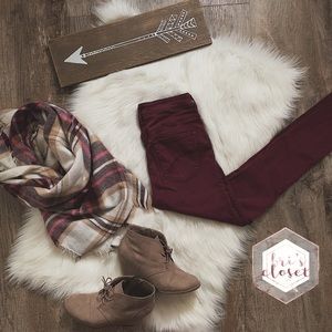 Bullhead Maroon Skinny Jean | 5